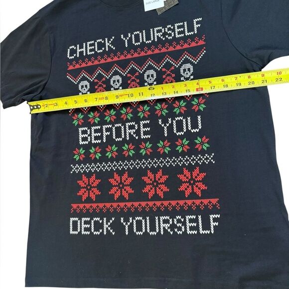 Chemistry Check Yourself Before You Deck Yourself Christmas Tee Shirt Men Large - Picture 5 of 6